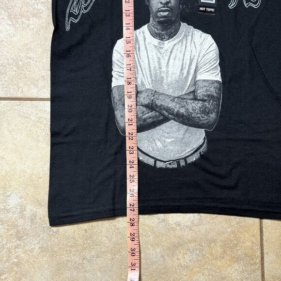 21 Savage Portrait Boyfriend Fit Juniors T-Shirt MEDIUM New - Picture 4 of 6